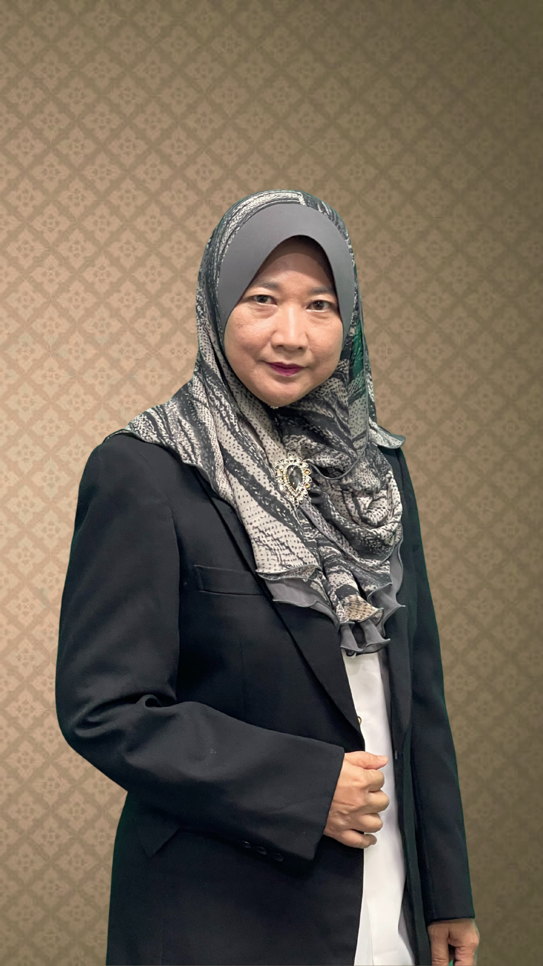 Dr. Rosafizah Mohamed Idrus Dr. Rosafizah Mohamed Idrus